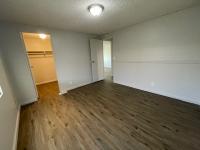 1987 Bayshore Manufactured Home