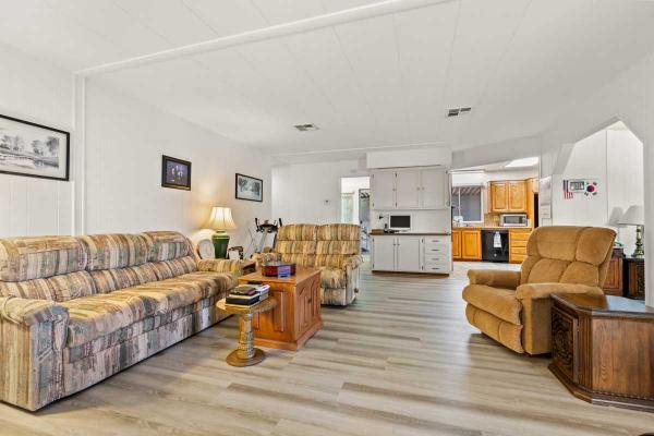 1978 Lancer ROYAL CHATEAU Mobile Home