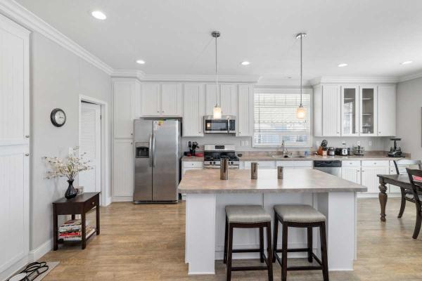 2017 Golden West GLE528F Manufactured Home