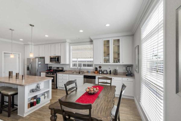 2017 Golden West GLE528F Manufactured Home