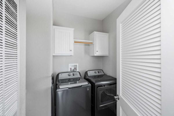 2017 Golden West GLE528F Manufactured Home