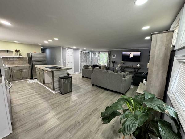 1974 Manufactured Home