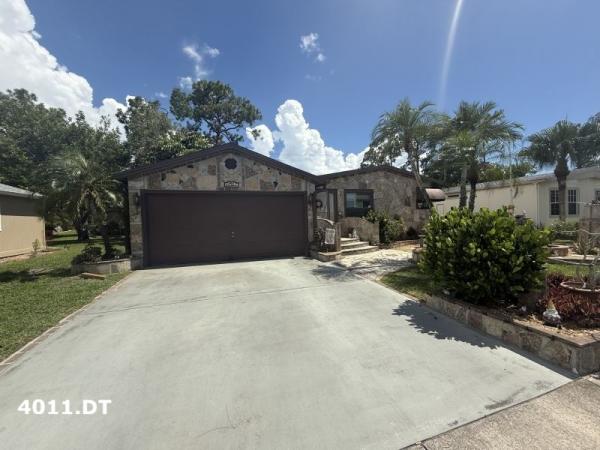 Photo 1 of 2 of home located at 4011 Avenida Del Tura North Fort Myers, FL 33903