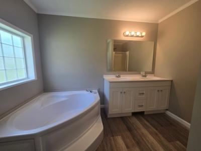 Photo 5 of 7 of home located at 3775 Railroad Trl Bastian, VA 24314