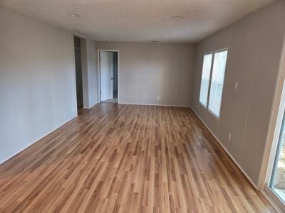 Photo 4 of 13 of home located at 10250 Syphon Dr Tallahassee, FL 32305