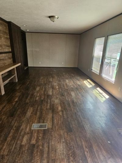 Photo 3 of 3 of home located at 266 Mercide Ln Pine Grove, LA 70453