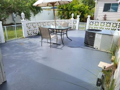 Photo 3 of 38 of home located at 3223 N Lockwood Ridge Rd #190 Sarasota, FL 34234