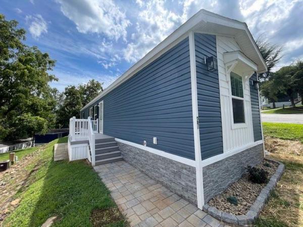 2025 Clayton Manufactured Home