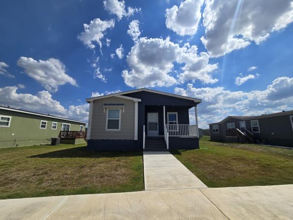 2023 Clayton 32DEV28603a Mobile Home