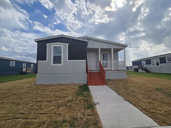 2025 Champion NM2856H32044 Mobile Home