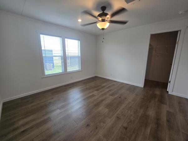 2025 Champion NM2856H32044 Mobile Home