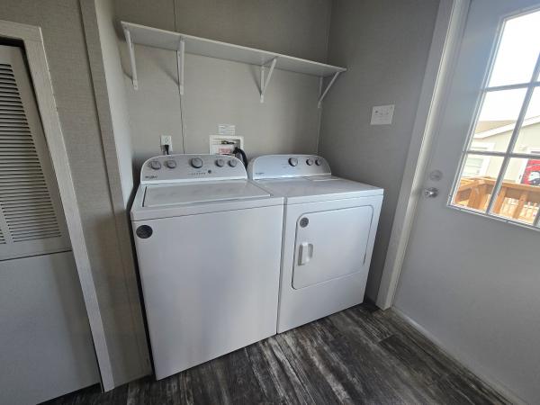 2021 Champion CSD2842J Mobile Home
