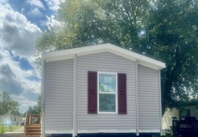 Mobile Home at 1845 Autumn Monroe, MI 48161