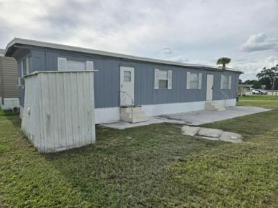 Photo 4 of 12 of home located at 1311 Us 92 W, Lot 28 Auburndale, FL 33823
