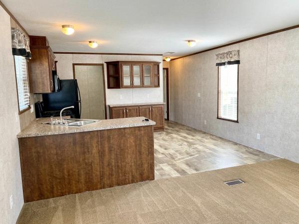 Photo 1 of 2 of home located at 16400 Upton Rd #178 East Lansing, MI 48823