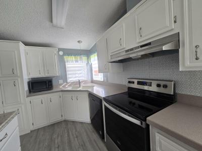 Photo 4 of 14 of home located at 451 La Playa Edgewater, FL 32141