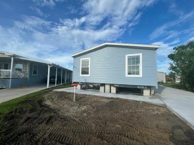 Photo 3 of 21 of home located at 112 Leopard Lane #112 North Fort Myers, FL 33917