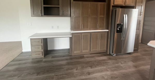 2023 Champion RA2852215 Mobile Home