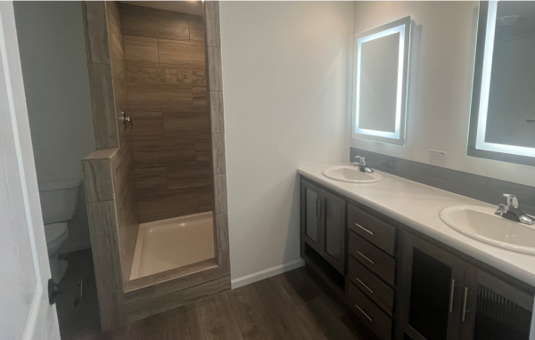 2023 Champion RA2852215 Mobile Home