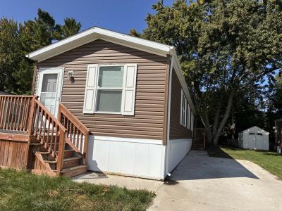 Mobile Home at 2327 S Dundee Ct Highland, MI 48357