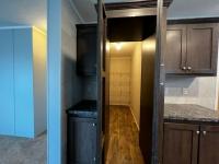 2018 Champion RA2860205 Mobile Home