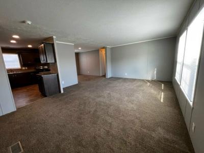 Photo 5 of 12 of home located at 336 Kingsbrook Newport, MI 48166