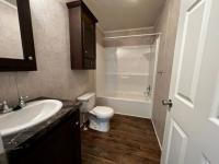 2018 Champion RA2860205 Mobile Home
