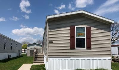 Photo 2 of 10 of home located at 1287 Elaine Troy, MI 48083