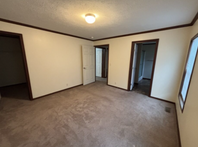 Photo 5 of 11 of home located at 6220 Liberty Mill Drive Fenton, MI 48430
