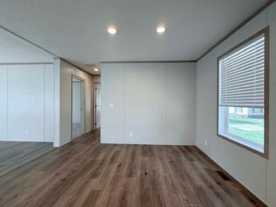 Photo 2 of 42 of home located at 29790 W. Deerfield Court #122 Chesterfield, MI 48051