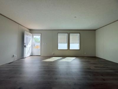 Photo 5 of 42 of home located at 29790 W. Deerfield Court #122 Chesterfield, MI 48051