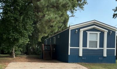Photo 4 of 27 of home located at 231 Fryer #Fr231 Conroe, TX 77301