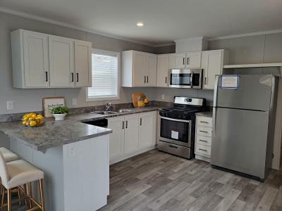 Mobile Home at 15852 Croatia #541 Clinton Township, MI 48038
