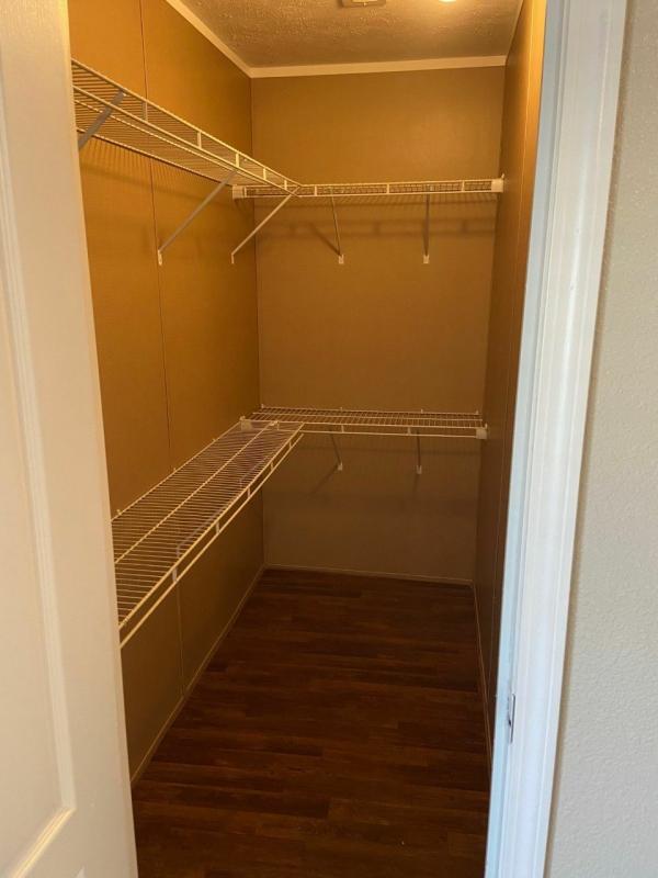 2016 Clayton Homes Inc Yes Mobile Home