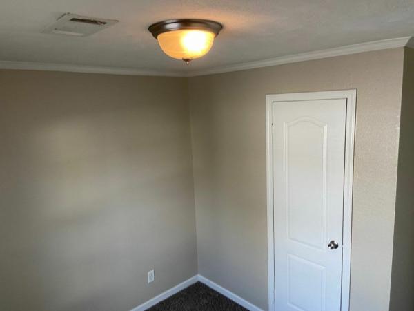 2016 Clayton Homes Inc Yes Mobile Home
