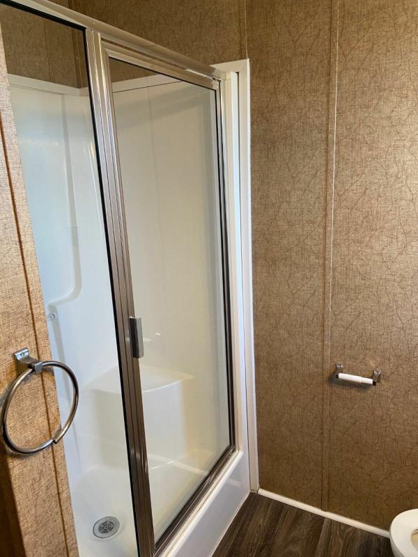 2016 Clayton Homes Inc Yes Mobile Home