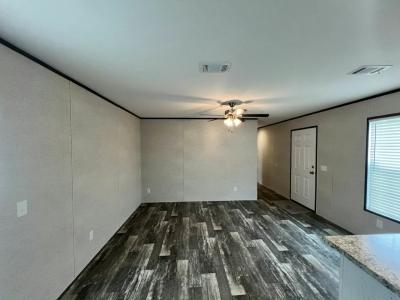 Photo 5 of 21 of home located at 38 Tower Manor Cir W Auburndale, FL 33823
