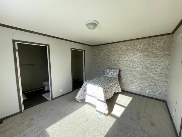 2019 Clayton Homes Inc Pulse Mobile Home