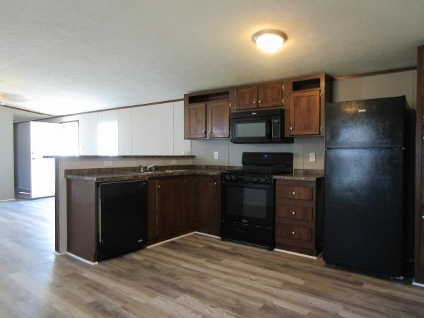 2015 Clayton Homes Inc Mobile Home For Sale