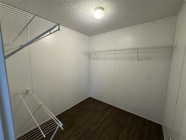 2017 1680-32L  Home