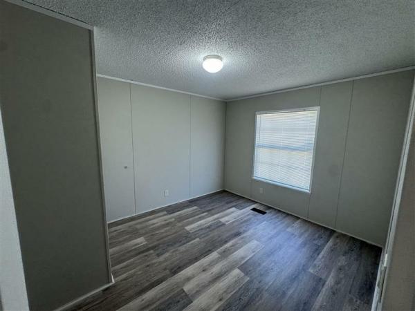 2017 1680-32L  Home
