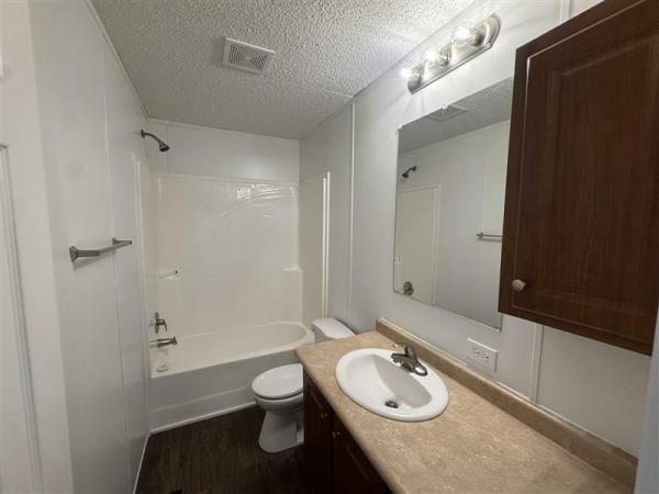 2017 1680-32L  Home