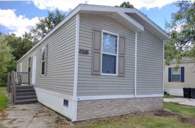 Mobile Home at 2438 Gena Ann Flint, MI 48504