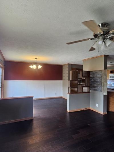 Photo 5 of 18 of home located at 281 Pompano Court Lapeer, MI 48446