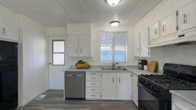 Photo 5 of 8 of home located at 701 Montara Rd 117 Barstow, CA 92311