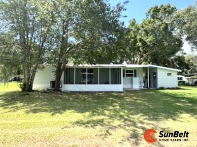 Photo 3 of 57 of home located at 3021 SW 88th Street Ocala, FL 34472