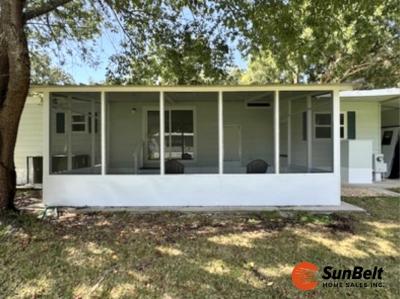Photo 4 of 57 of home located at 3021 SW 88th Street Ocala, FL 34472