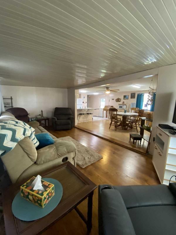 1980 Manufactured Home