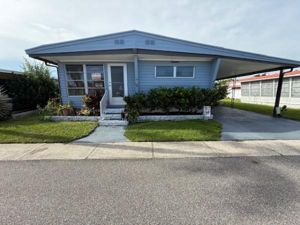Photo 1 of 2 of home located at 1415 Main Street #465 Dunedin, FL 34698