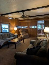 1978 HOLPK Mobile Home